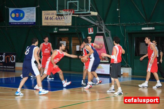 110212_sport 125_tn.jpg